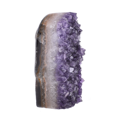 Κομμάτι φυσικής πέτρας αμεθύστου με γυαλισμένο περίγραμμα, ύψους 11,5cm. Αγοράστε online shop.