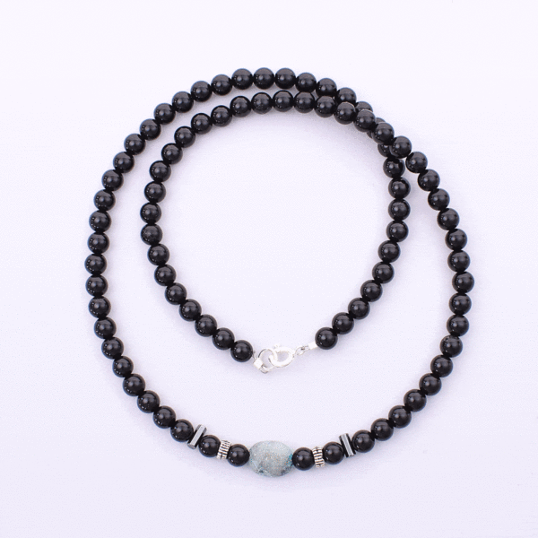 Handmade necklace with natural spherical shaped onyx and oval shaped chrysocolla gemstones, decorated with elements made of sterling silver. Buy online shop.
