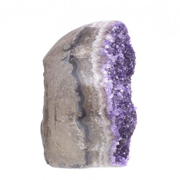 Piece of naural amethyst gemstone with polished outline and a height of 9cm. Buy online shop.