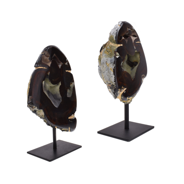 Natural agate geode gemstones, embedded into a metallic base. The big geode has a height of 24cm and the small geode 19cm. Buy online shop.
