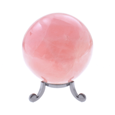 Polished sphere made of natural rose quartz crystal, with a diameter of 7cm. The sphere comes with a grey base made of plexiglass. Buy online shop.