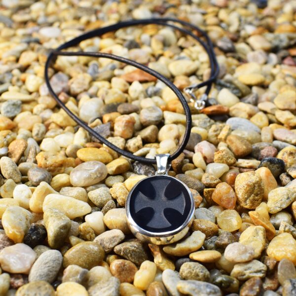 Pendant made of Onyx in oval shape - Image 3