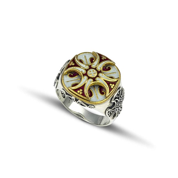Handmade Byzantine style ring made of sterling silver with gold plated details. On the ring there is a cross made of enamel. Buy online shop.