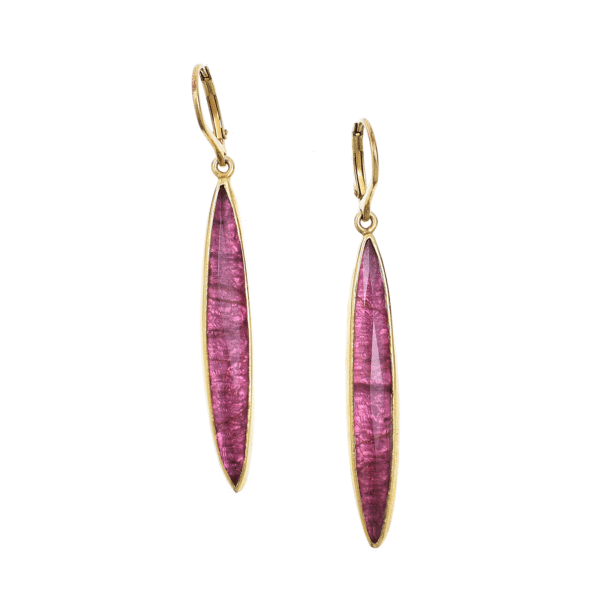 Handmade earrings made of gold plated sterling silver and doublet made of natural crystal quartz and pink tourmaline gemstones. The doublet consists of two layers of stones. The upper stone is faceted crystal quartz and the stone at the bottom is pink tourmaline.Buy online shop.