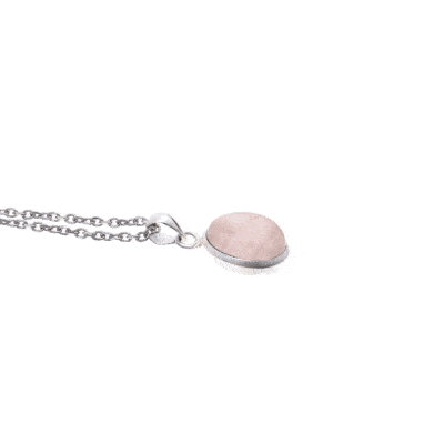 Pendant made of sterling silver with natural rose quartz gemstone in an oval shape. The pendant is threaded on an silver chain. Buy online shop.