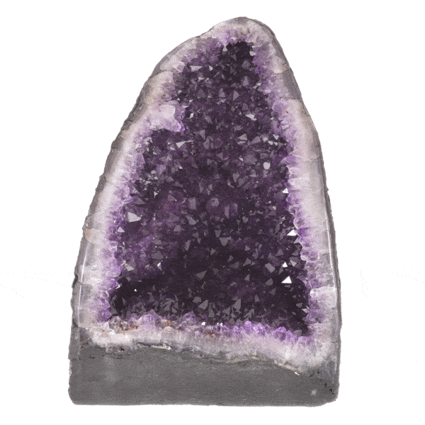 Natural amethyst geode gemstone with a height of 28cm. Buy online shop.