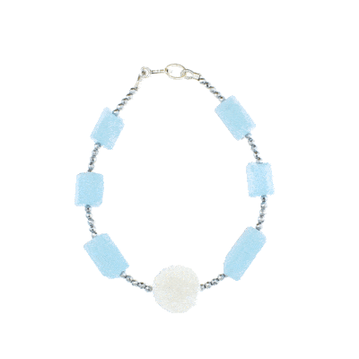 Handmade bracelet with raw Aquamarine, Agate brilio and Hematite gemstones and clasp made of sterling silver. Buy online shop.