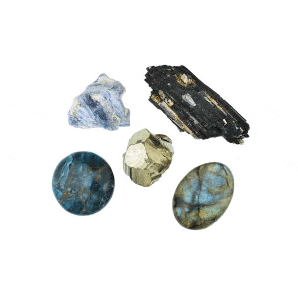 Natural gemstone collection, which includes raw pyrite, black tourmaline and kyanite pieces and polished apatite and labradorite pieces. Buy online shop.Ge