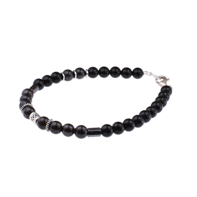 Handmade bracelet with natural Onyx, Garnet and Hematite gemstones. The bracelet has decorative elements and clasp made of sterling silver. Buy online shop.