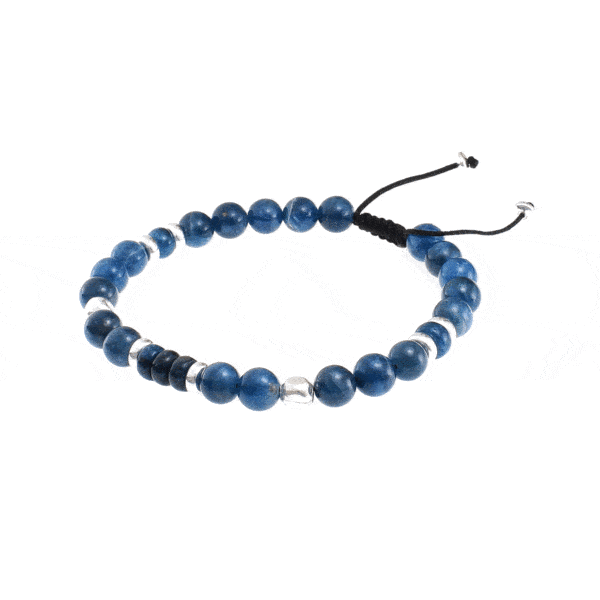 Handmade macrame bracelet with natural Apatite gemstones, threaded on a black string. The bracelet is decorated with elements made of sterling silver. Buy online shop.