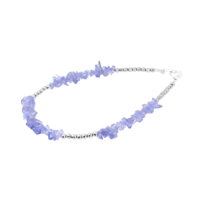Handmade bracelet with natural Tanzanite stones in an irregular shape (chips) and Hematite stones. The bracelet has a sterling silver clasp. Buy online shop.