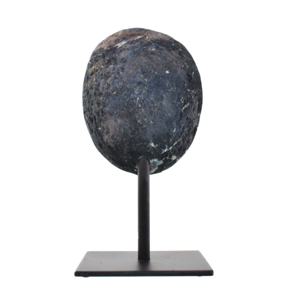 Natural agate geode gemstone with crystal quartz, embedded into a black metallic base. The geode is painted blue and the product has a height of 19.5cm. Buy online shop.