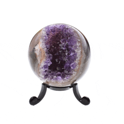 Sphere made of natural amethyst geode with a diameter of 5.5cm. The sphere comes with a black plastic base. Buy online shop.