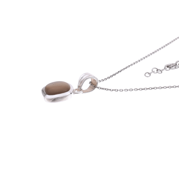 Handmade pendant made of sterling silver and natural grey moonstone, in a square shape. The pendant is threaded on a sterling silver chain with adaptable length. Buy online shop.