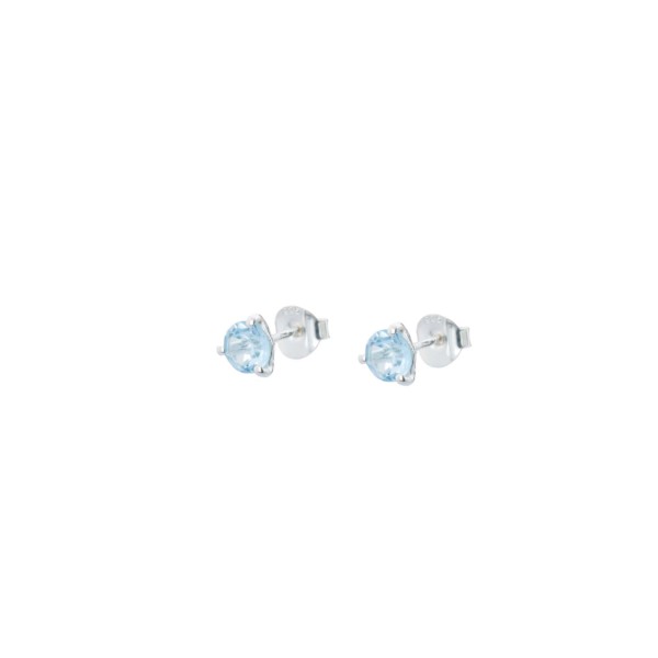 Χειροποίητα καρφωτά σκουλαρίκια από ασήμι 925 και φυσική πέτρα μπλε τοπαζίου, στρογγυλού σχήματος. Αγοράστε online shop.