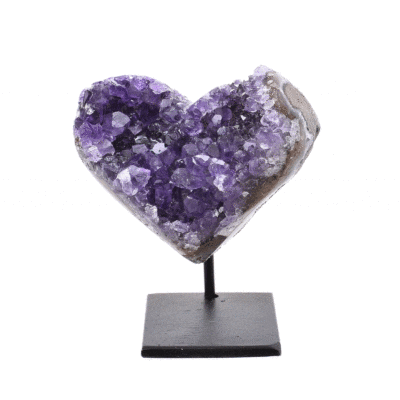 Natural amethyst gemstone in the shape of a heart, embedded into a metallic base. The product has a height of 7cm. Buy online shop.