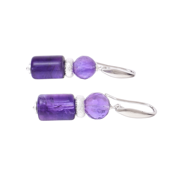 Handmade earrings made of sterling silver and natural amethyst gemstones in a spherical and cylindrical shape. Buy online shop.