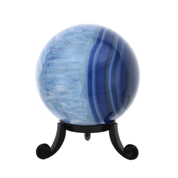 Polished sphere made of natural agate gemstone, artificially colored. The sphere has a diameter of 5.5cm and it comes with a black plexiglass base. Buy online shop.