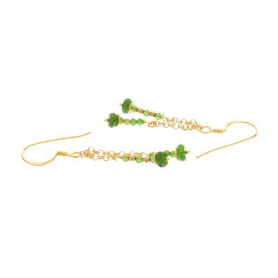 Handmade earrings made of gold plated sterling silver and natural, faceted diopside and pyrite gemstones in a spherical shape. Buy online shop.