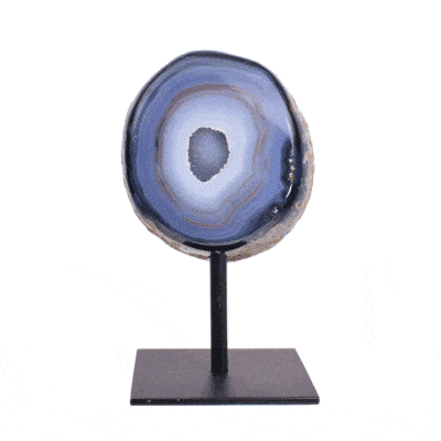 Natural agate geode gemstone with crystal quartz. The geode is embedded into a black metallic base and the total height is 18.5cm. Buy online shop.