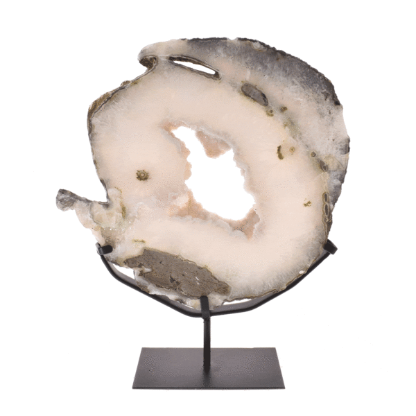 Polished slice of natural agate gemstone with crystal quartz, placed on a black, metallic base. The product has a height of 38cm. Buy online shop.