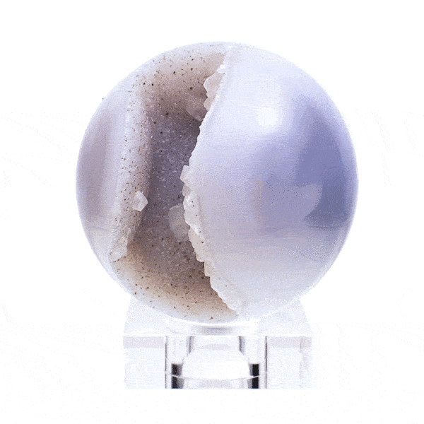 Sphere mafe of natural agate geode gemstone with crystal quartz of different size. The sphere has a diameter of 7.5cm. Buy online shop.