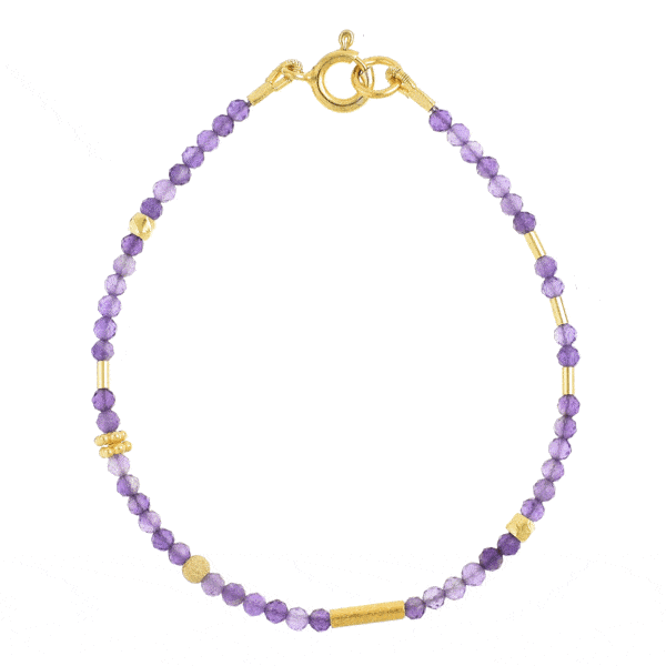 Handmade bracelet with natural amethyst gemstones and decorative elements made of gold plated sterling silver. Buy online shop.