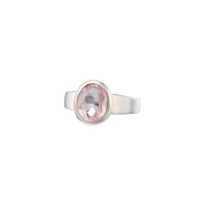 Handmade ring made of sterling silver and natural rose quartz gemstone in an oval shape. Buy online shop.