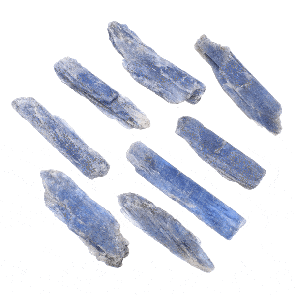 Raw pieces of natural kyanite gemstone with a size from 4cm to 5.5cm. Buy online shop.