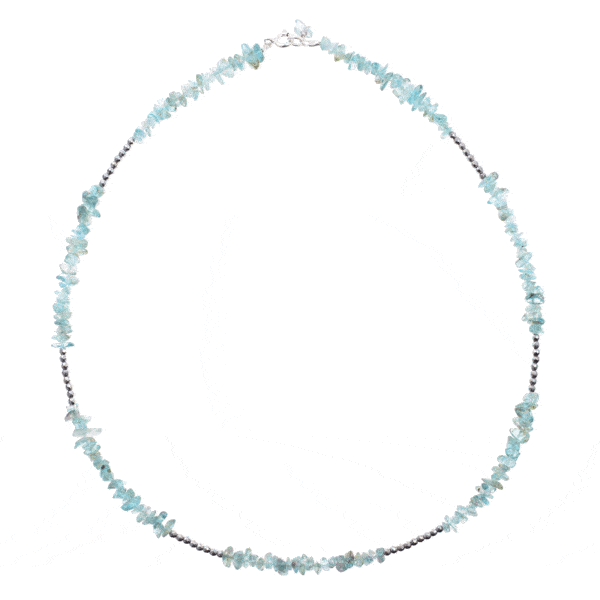 Handmade necklace with natural apatite and hematite gemstones in an irregular and spherical shape. The necklace has a clasp made from sterling silver. Buy online shop.