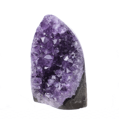 Piece of natural amethyst gemstone with polished outline and a height of 10cm. Buy online shop.