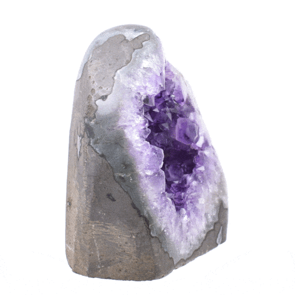 Kομμάτι φυσικής πέτρας Αμέθυστου με γυαλισμένο περίγραμμα, ύψους 10,5cm. Αγοράστε online shop.