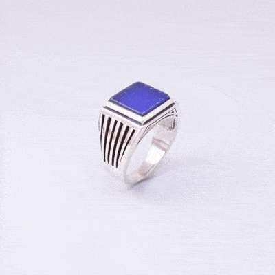 Χειροποίητο δαχτυλίδι από ασήμι 925 και φυσική πέτρα Λάπι Λάζουλι τετράγωνου σχήματος. Αγοράστε online shop.