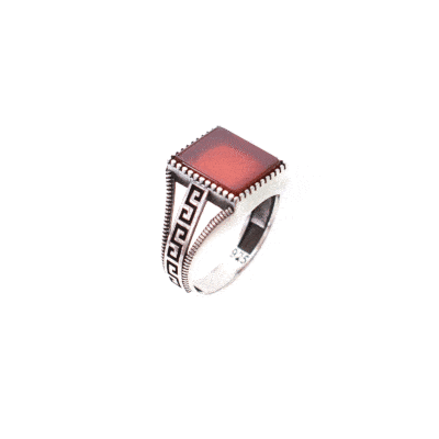 Handmade ring made of sterling silver and natural carnelian gemstone, in a square shape. Buy online shop.